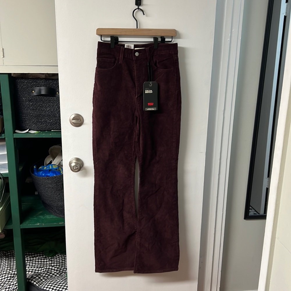 NEW W/ TAGS Dark Purple Levi Jeans